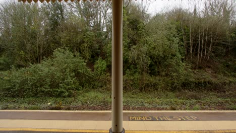 Tilt-up-waiting-shelter-at-Perranwell-Train-Station-platform