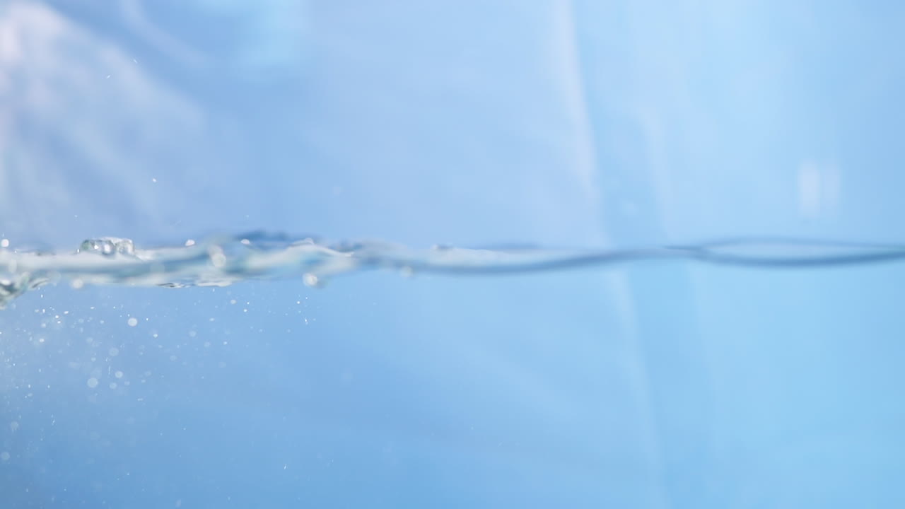 크리스탈처럼 은 물 어리