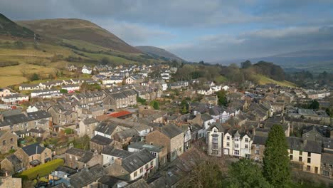 Cinematic-aerial-footage-of-Sedbergh-village,-the-ideal-place-to-escape-to-at-any-time-of-year