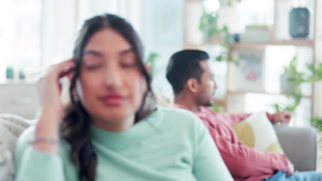 Fight,-divorce-and-couple-on-a-sofa-fighting