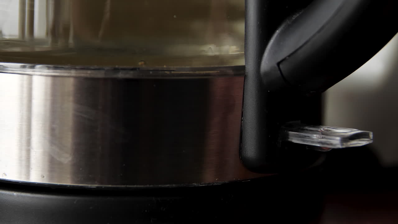 Electric Kettle with Blue Light