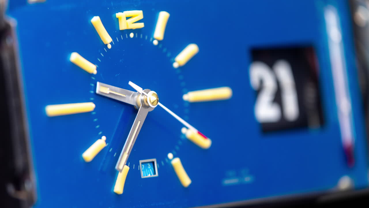 Cool blue retro clock in stop motion
