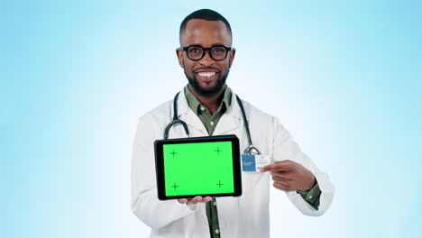 Black-man,-doctor-and-tablet-green-screen