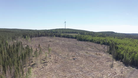 Gran-Extensión-De-Tierra-Despejada-Por-La-Actividad-Maderera-En-El-Desierto-Sueco,-Antena