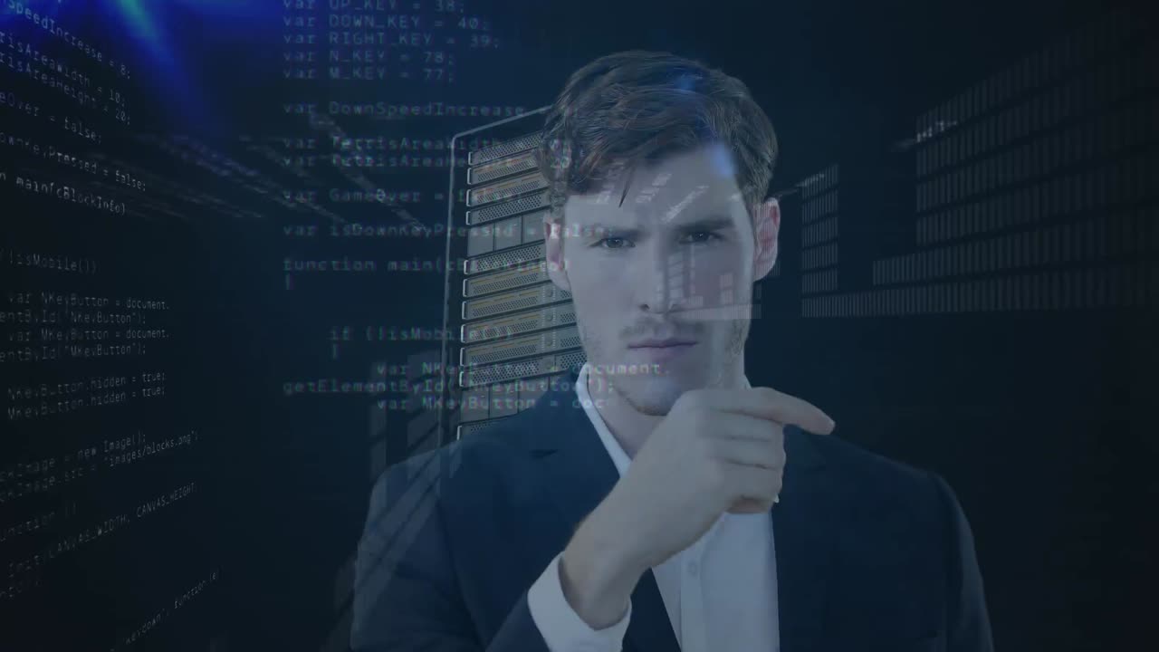 animación del procesamiento de datos sobre el hombre de negocios en la sala de servidores