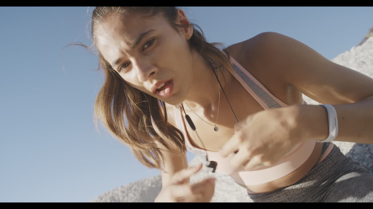 피트니스, 피곤하거나 달리기 때문에 피곤한 여성