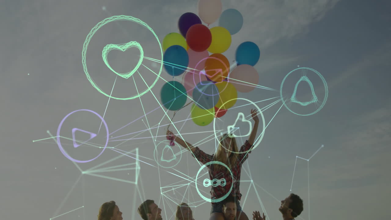 소셜 미디어 아이콘과 네트워크 연결, 풍선으로 축하하는 사람들의 애니메이션