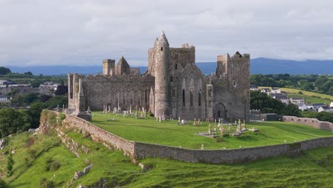Scenic view of the historic Rock of Cashel in Ireland's countryside