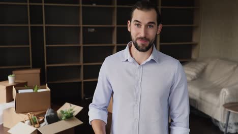 man showing bunch of keys from his new house