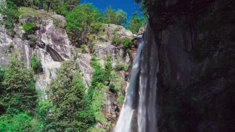 catarata de kalmtal, passeier, tirol del sur, italia