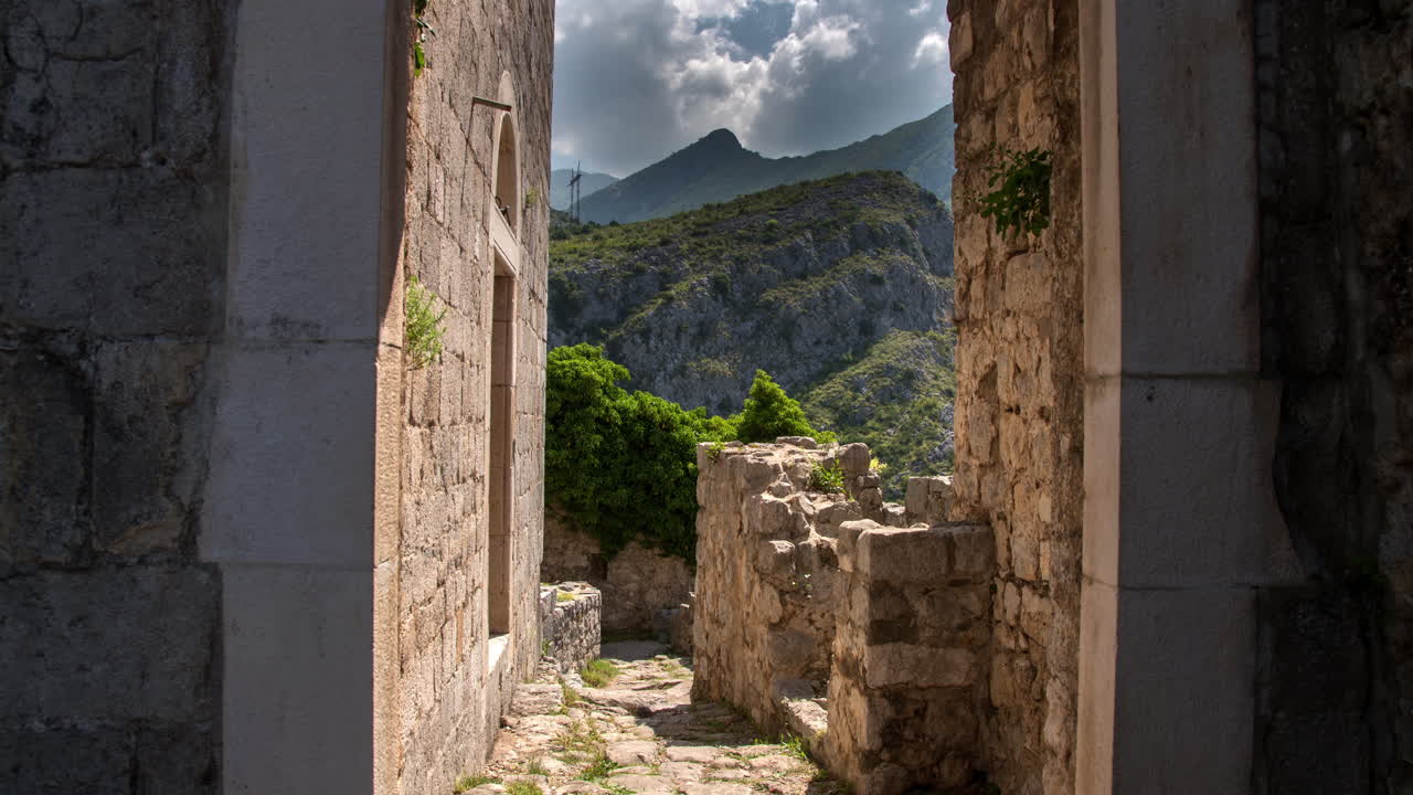 stari bar ruinstl 4k 02