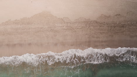 vista aérea de una hermosa escena de la playa