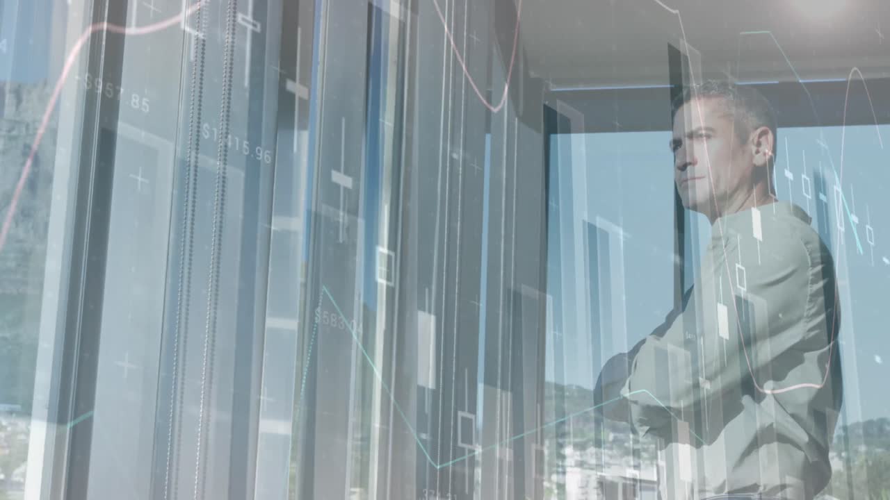 animación del procesamiento de datos sobre el empresario caucásico en la oficina