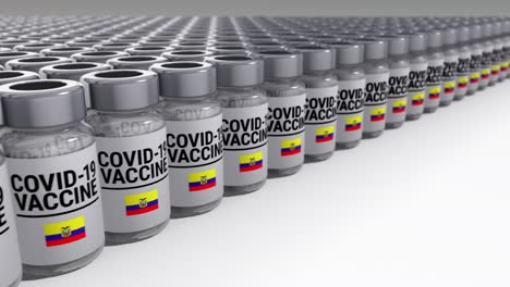 botellas de vacuna contra la covid-19 ecuador