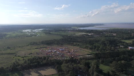 Argentinische-Märkte-Mitten-Im-Wald