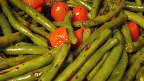 mezcla de primer plano de verduras a cámara lenta