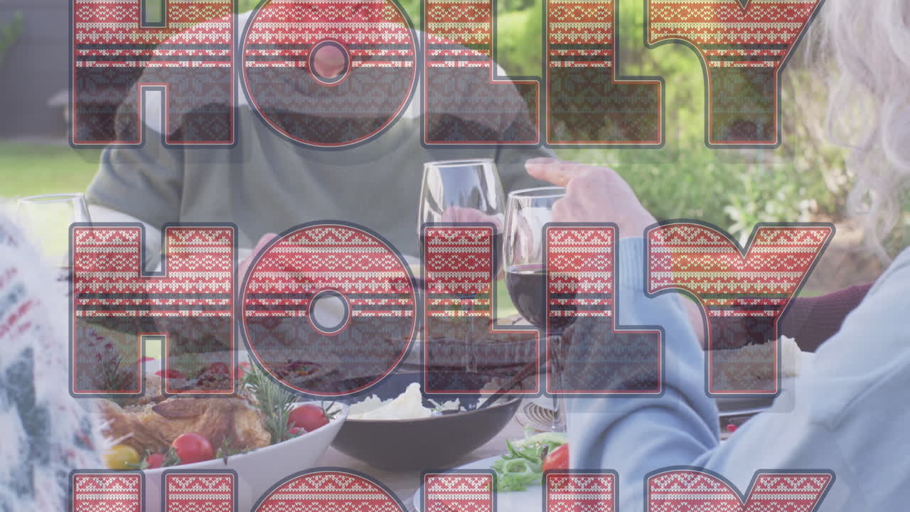 анимация рождественских поздравлений текст над кавказской семьей за рождественским столом