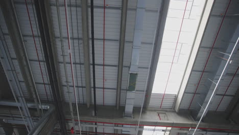 ceiling with air condition piping