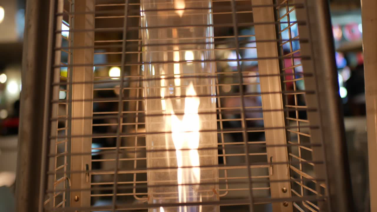 화재 구 ⁇ 이 - 거리 가스 히터 를  ⁇ 고 있는 것