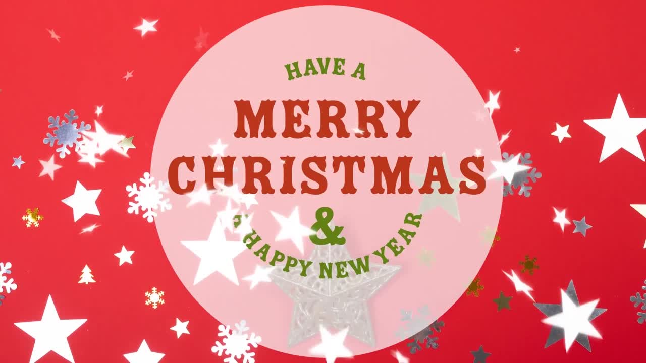 ⁇ 은 배경에 떨어지는 별과 눈 위에 메리 크리스마스 텍스트의 애니메이션