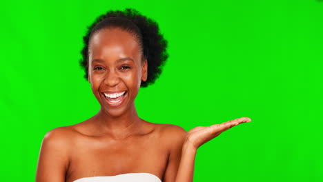 Green-screen,-beauty-and-black-woman-showing