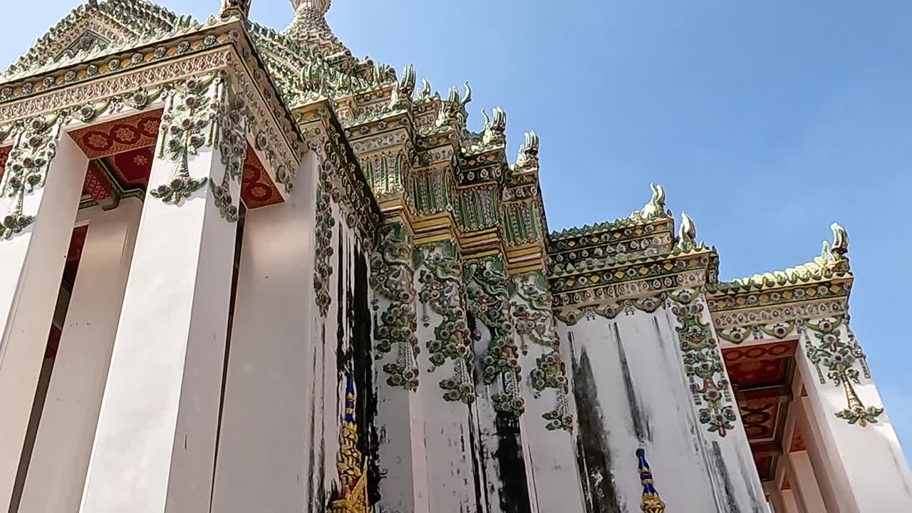 포 의 장식 된 구조물 의 상세 한 모습