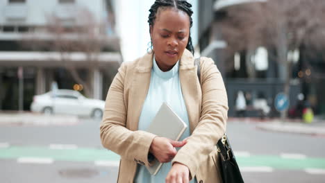 Time,-late-and-a-business-black-woman-in-the-city