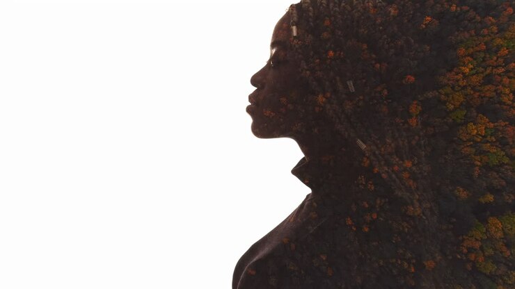 mente cosciente silhouette donna nera obiettivo
