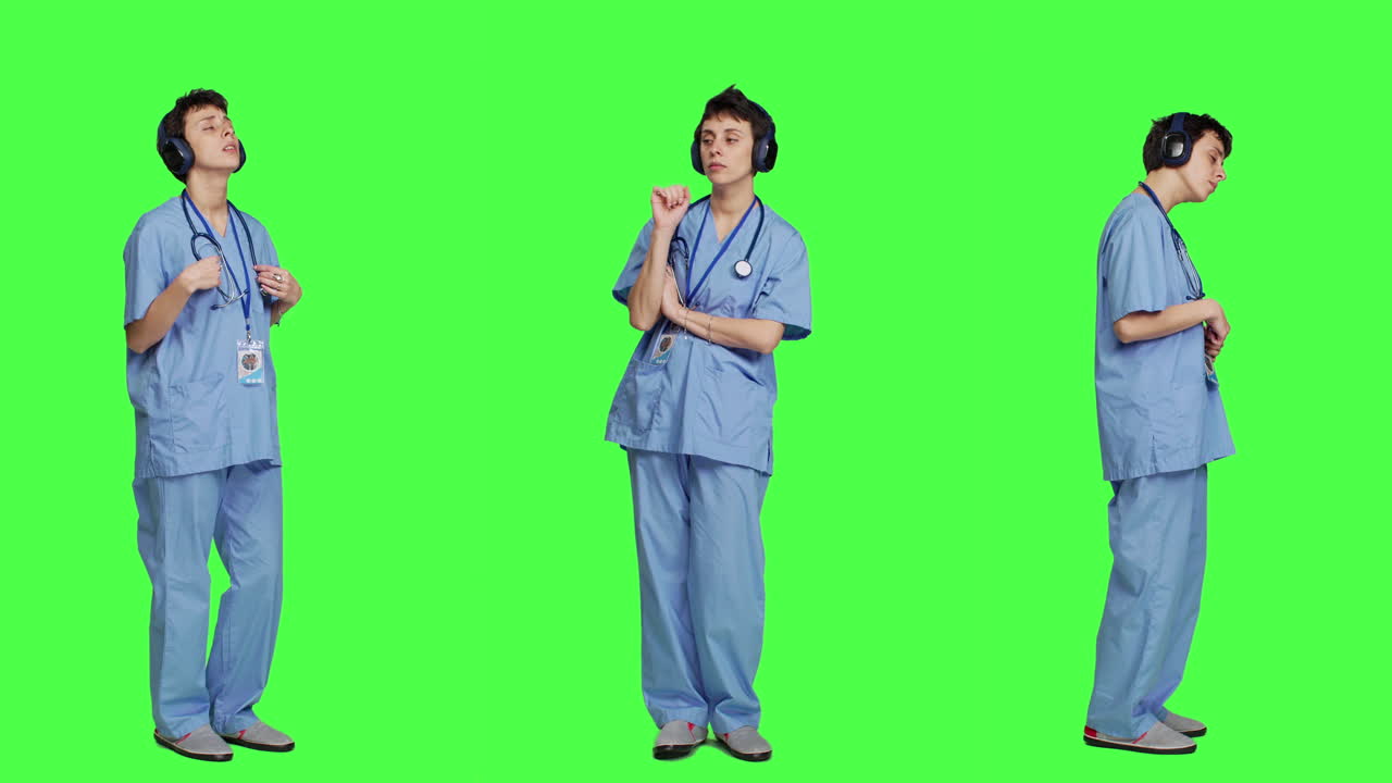 오디오 헤드 으로 멋진 음악 을 듣고 있는 즐거운 건강 전문가