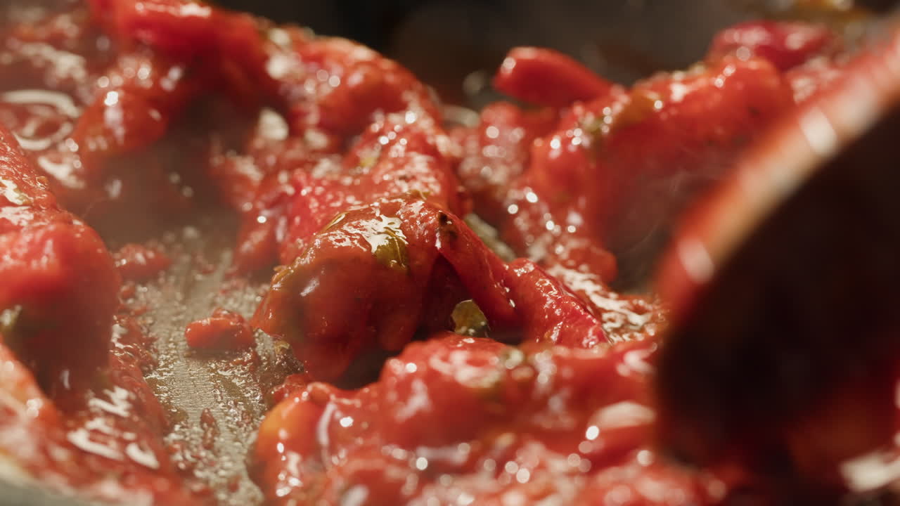 Cooking Tomato-Based Sauce in a Pan