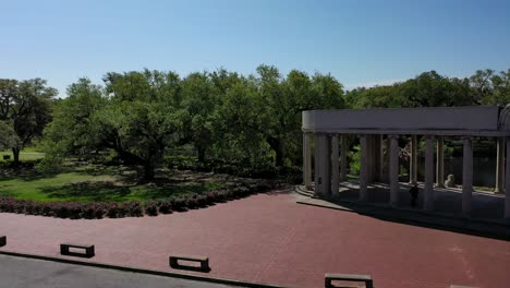 Dröhnen-Vom-Pavillon-Im-Stadtpark-In-Die-Stadt-New-Orleans