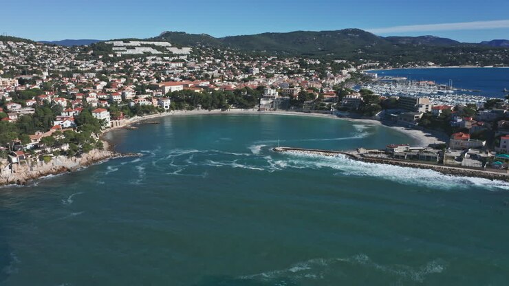 Enseada de Renécros em Bandol, França