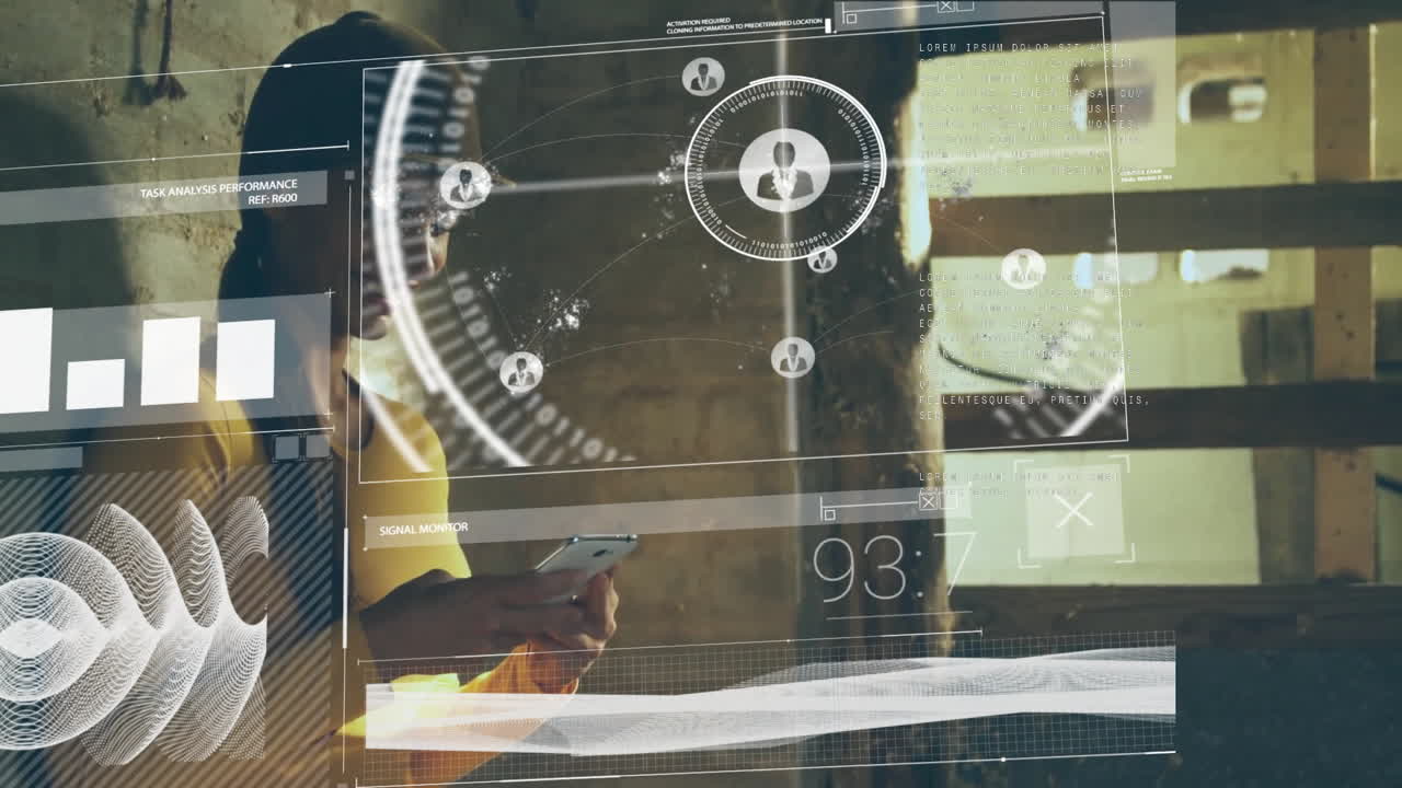 animación del procesamiento de datos digitales sobre una mujer biracial usando un teléfono inteligente