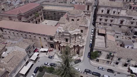 Arquitectura-Religiosa-Histórica-Aérea-Iglesia-De-San-Domenico,-Noto,-Sicilia