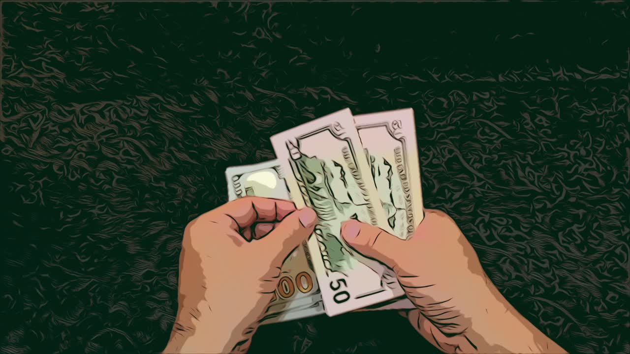테이블 위의 달러 지폐를 세는 손, 어두운 배경, 클로즈업