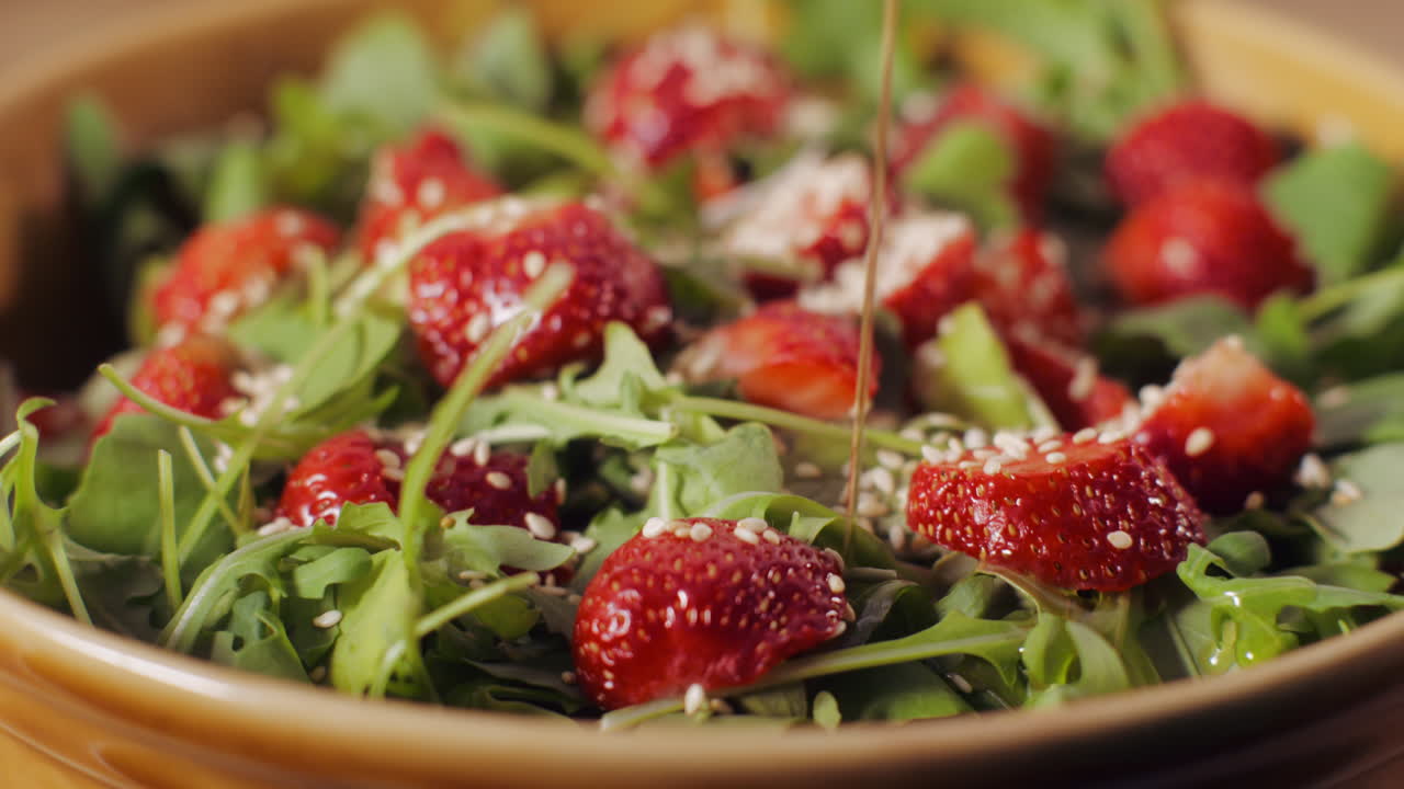 Strawberry Arugula Salad with Sesame Seeds