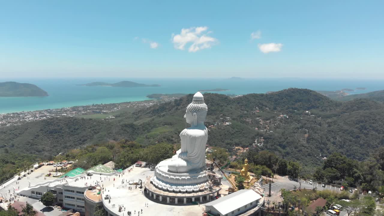 el gran buda de phuket, estatua de buda maravija sentado en phuket, tailandia