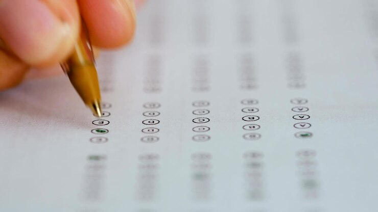 Filling in a multiple-choice test