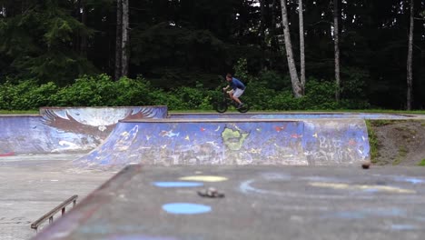 bmx drop in at the skatepark