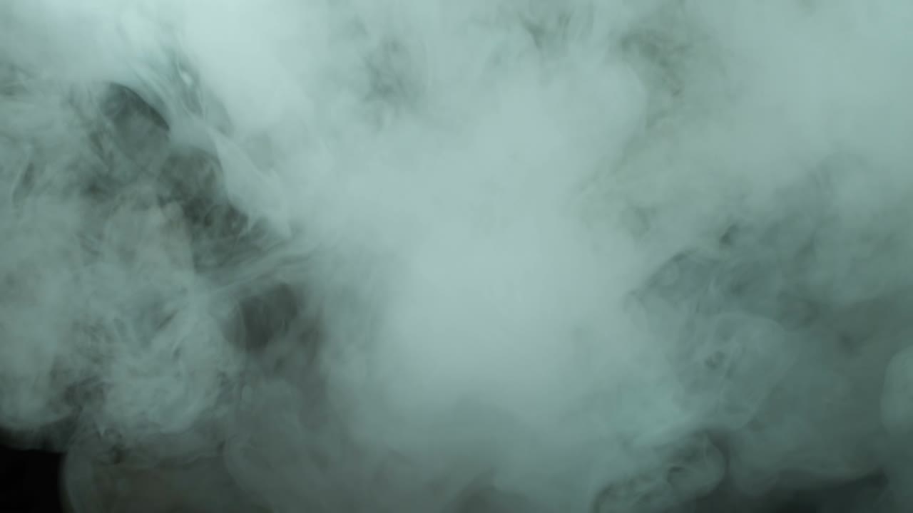 건조한 얼음 연기 구름