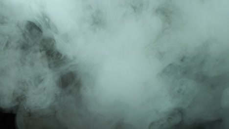 nubes de humo de hielo seco