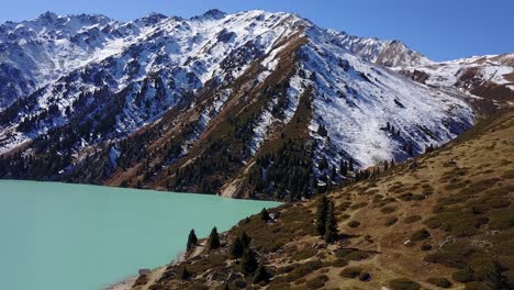 asia central kazajstán almaty montaña tianshan y el gran lago esmeralda el gran lago
