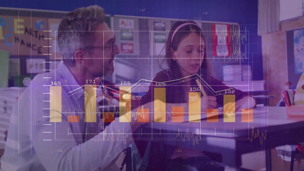 Insegnante che Aiuta uno Studente con i Compiti in Classe con Sovrapposizione di Dati