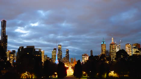 timelapse del horizonte de paranoma de melbourne en la noche timelapse de la noche de la ciudad de melbourne
