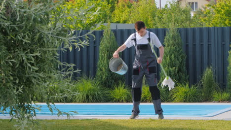 poolside maintenance