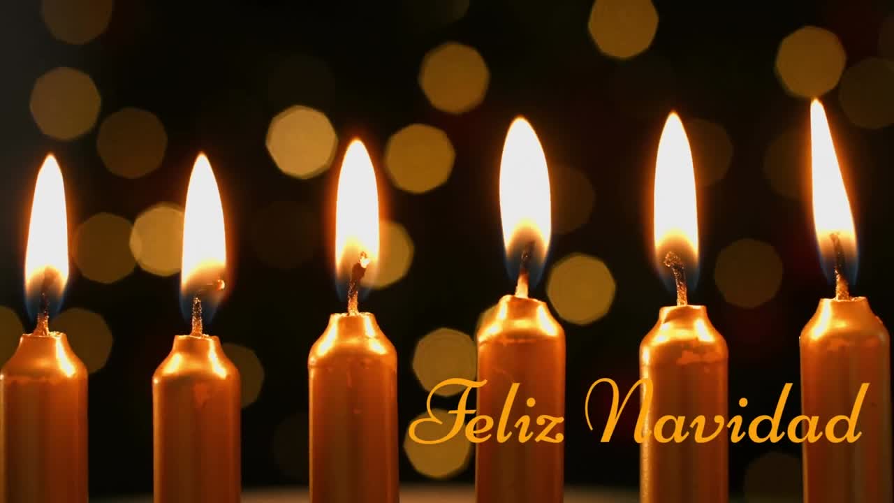 анимация "счастливого рождества" над свечами