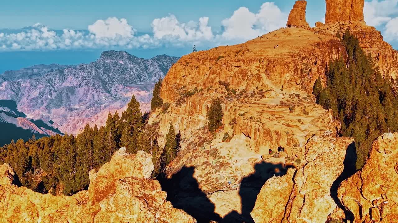Udforskning af klipper og bjerge på Gran Canaria i Spanien