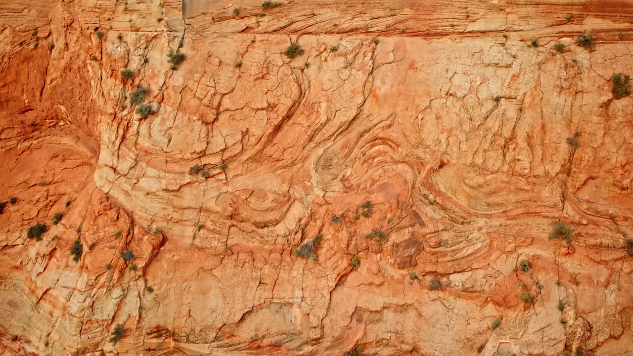 As the Inspire 3 floats overhead, the desert’s canyon-scape stretches endlessly—etched by time and painted by erosion.