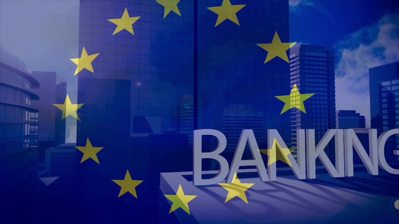 Opener beginnt mit blauem Farbton, ein Sternenring bewegt sich über die Skyline, dreht sich und enthüllt CITY BANKING SUCCESS.