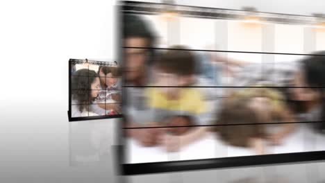 la familia en casa divirtiéndose